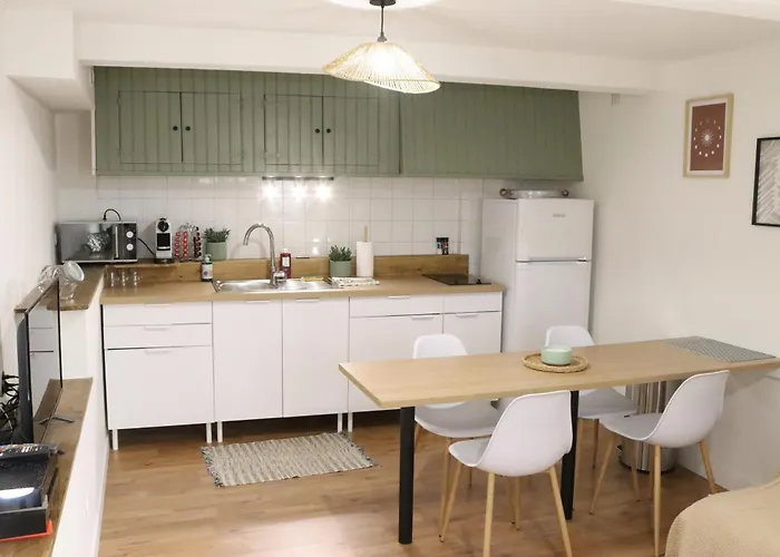 Le Refuge Du Chateau *